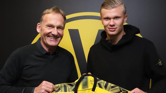 坑了！场上骂骂咧咧，搞乱北京队节奏，付政浩：换作客场早罚出去了