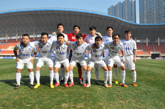 比郭昊文火！深圳一哥狂轰25分，上海9连胜终结，新星力压张镇麟