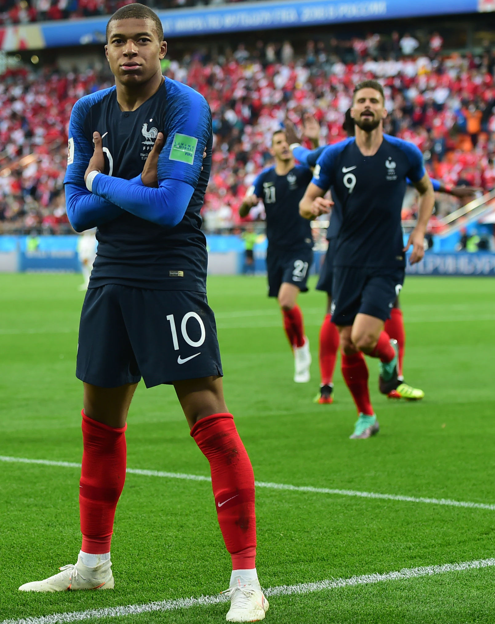 官宣！停薪+禁赛三场！施罗德真打了东契奇一巴掌？